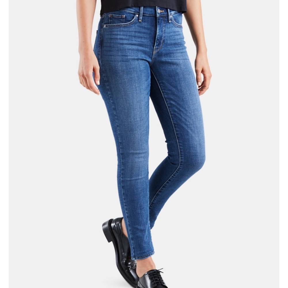 LEVI’S SKINNY JEANS